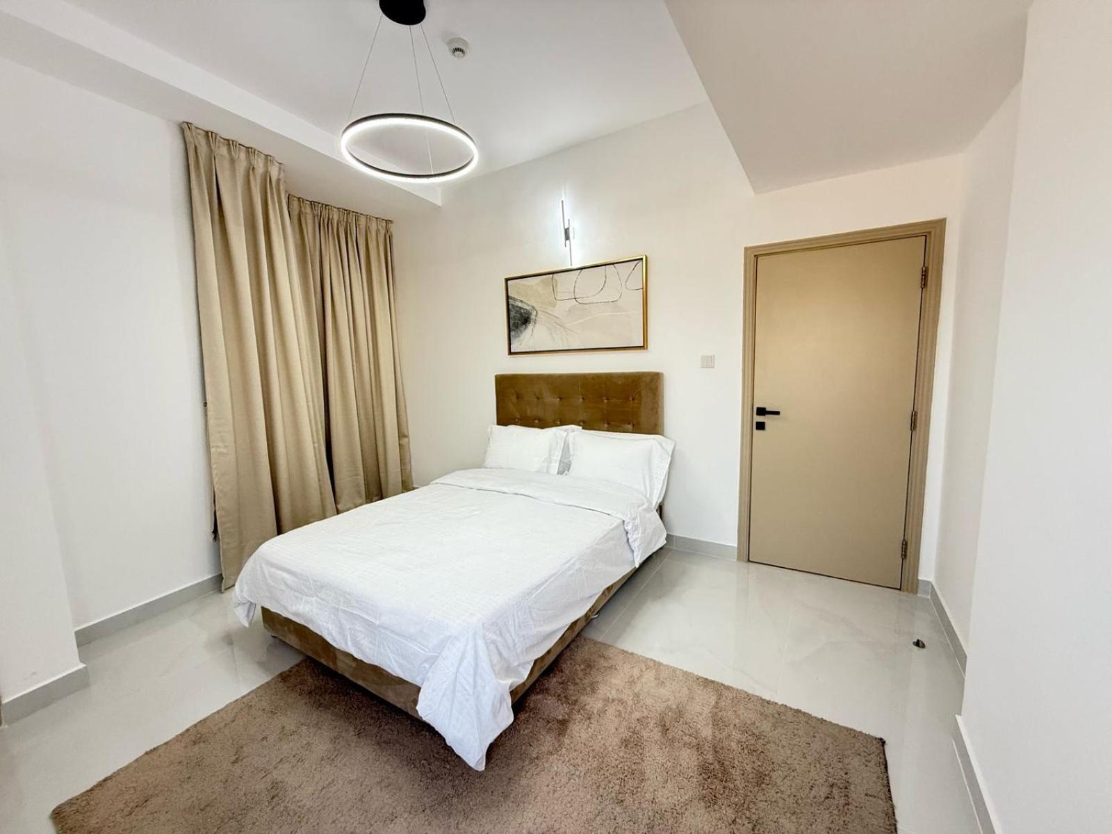 Spacious Modernized 2 Bedroom And Duplex 4 Br Apartments By Taskeen Holiday Homes Dubai Exterior photo